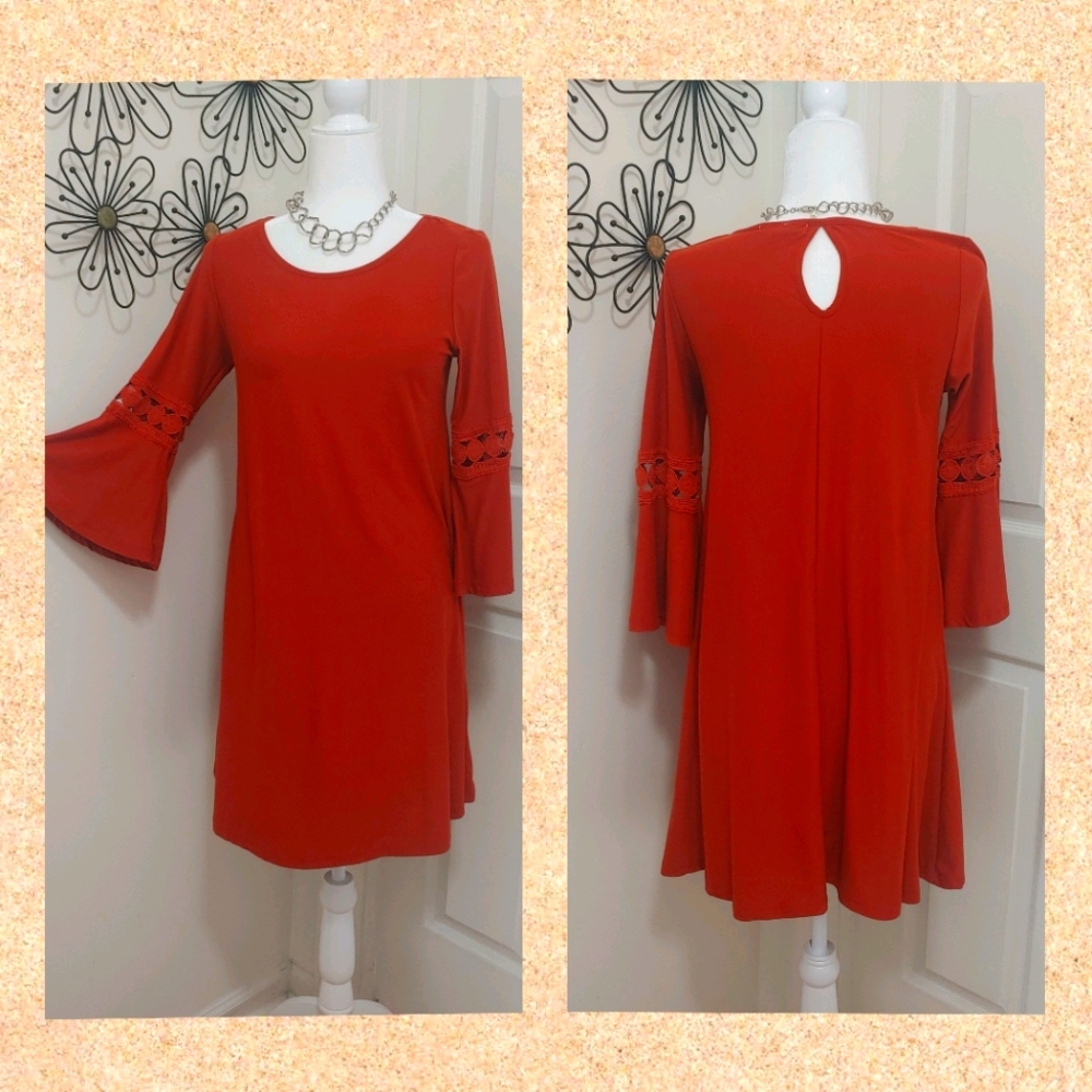 Jamie and Layla size small beautiful flare sleeve